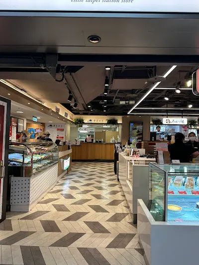 樺達奶茶 誠品站前店一店 店面照